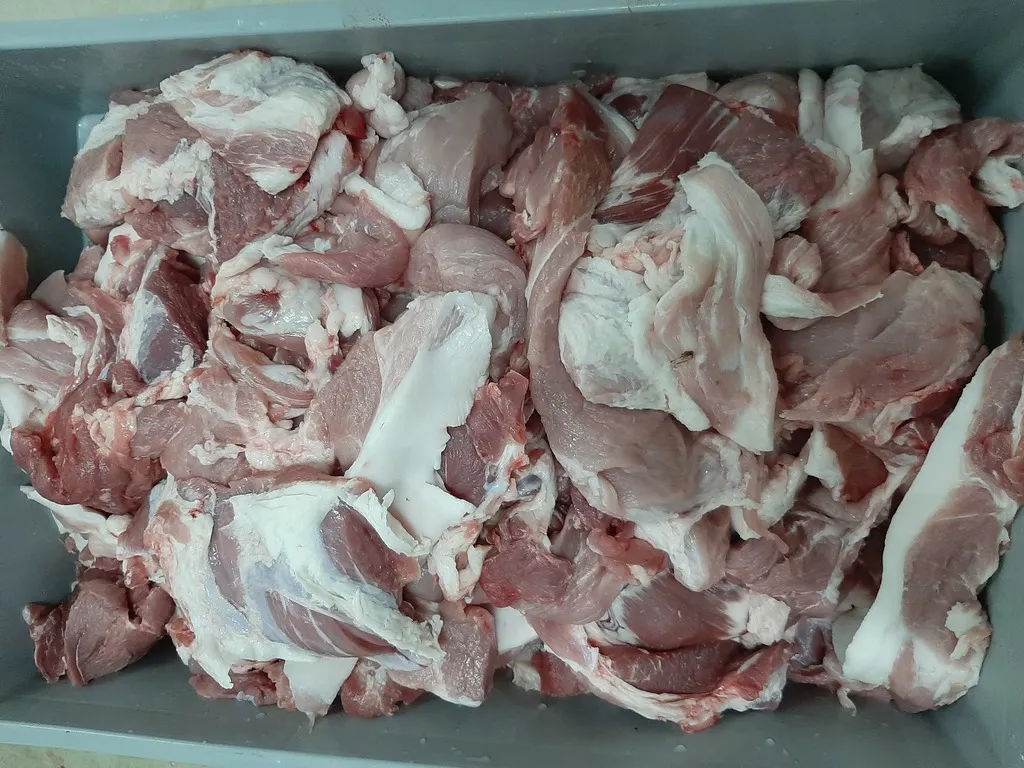 котлетное мясо Тримминг 80*20 в Тамбове и Тамбовской области